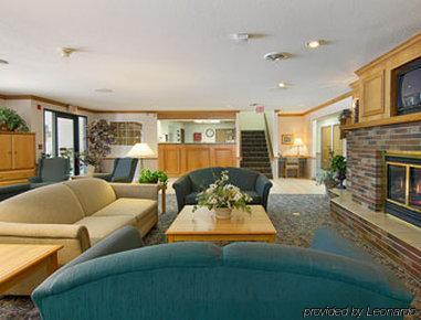 Hotel Super 8 By Wyndham Sheldon Interno foto